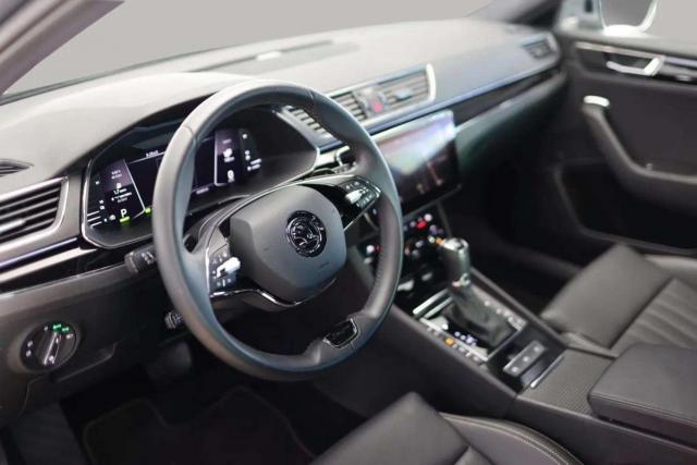 Skoda Superb image 1