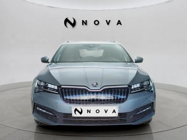Skoda Superb image 2