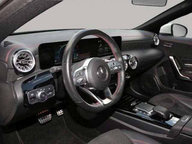 Mercedes Benz Cla image 6
