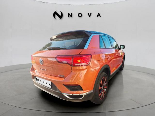 Volkswagen T-Roc image 9