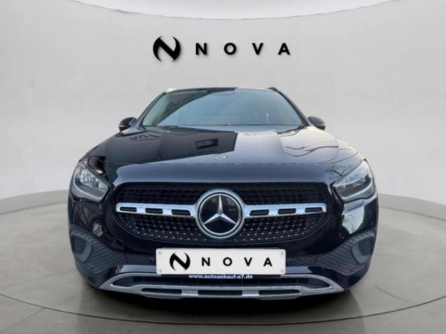 Mercedes Benz Gla image 5