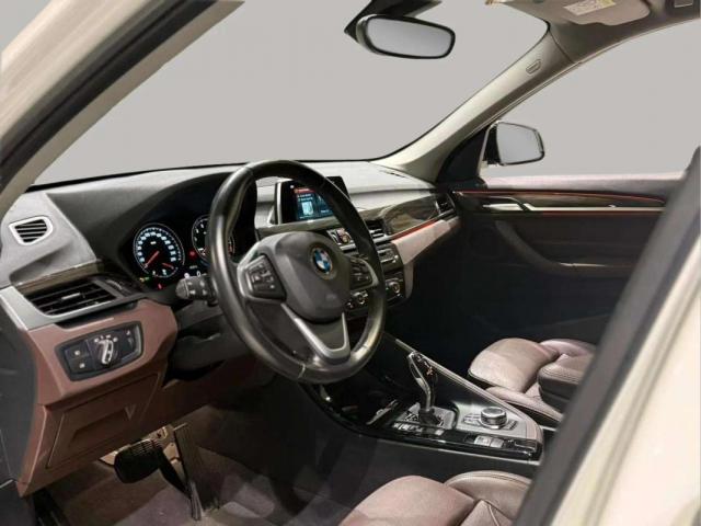 Bmw X1 image 8