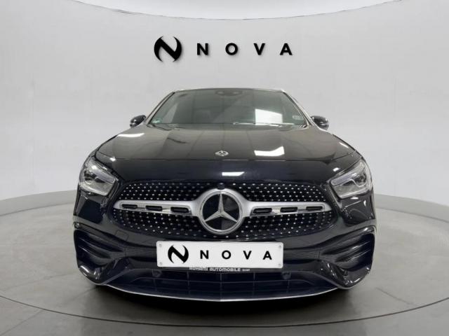 Mercedes Benz Gla image 9