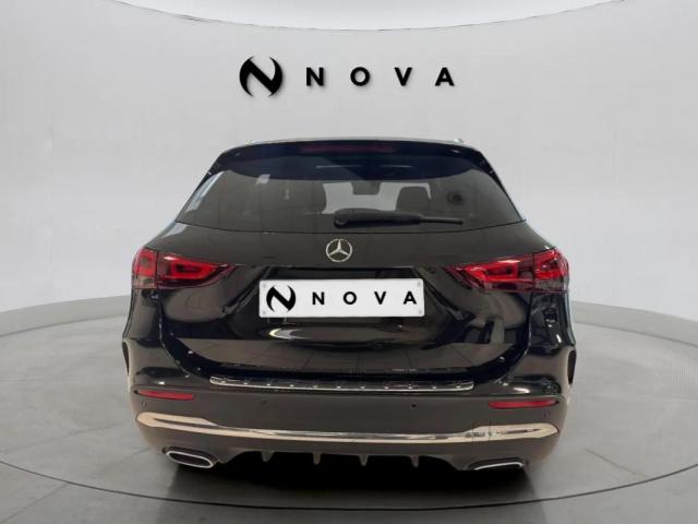 Mercedes Benz Gla image 8