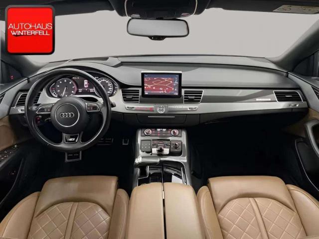 Audi S8 image 9