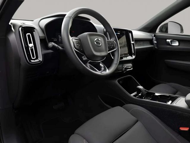 Volvo Xc40 image 6