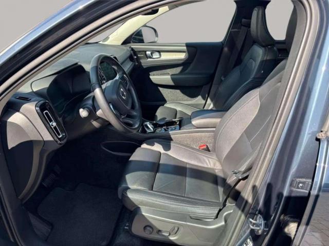 Volvo Xc40 image 3