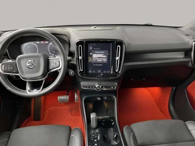 Volvo Xc40 image 6