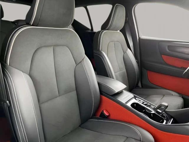 Volvo Xc40 image 5