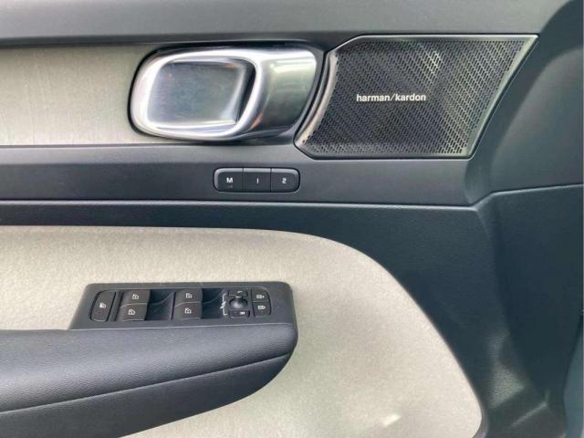 Volvo Xc40 image 5