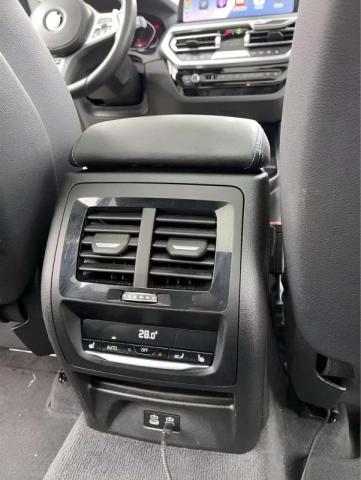 Bmw X3 image 4
