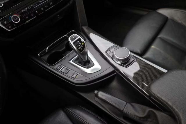 Bmw 340i image 5