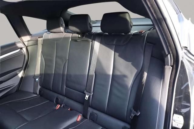 Bmw 340i image 4
