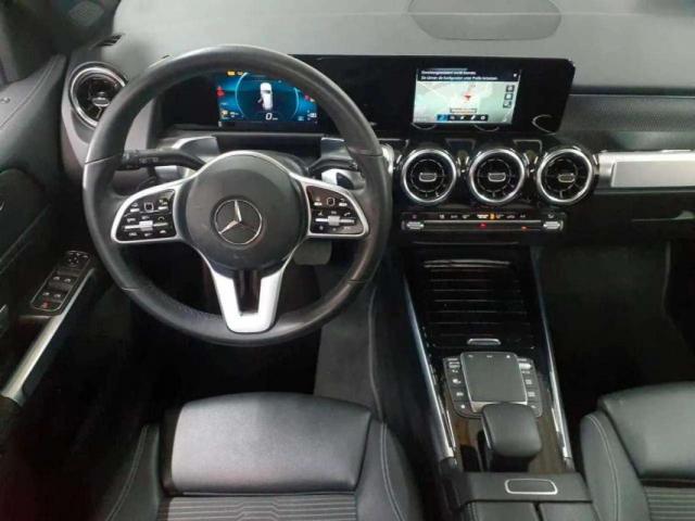 Mercedes Benz Glb image 5