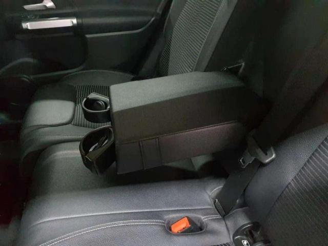 Mercedes Benz Glb image 2
