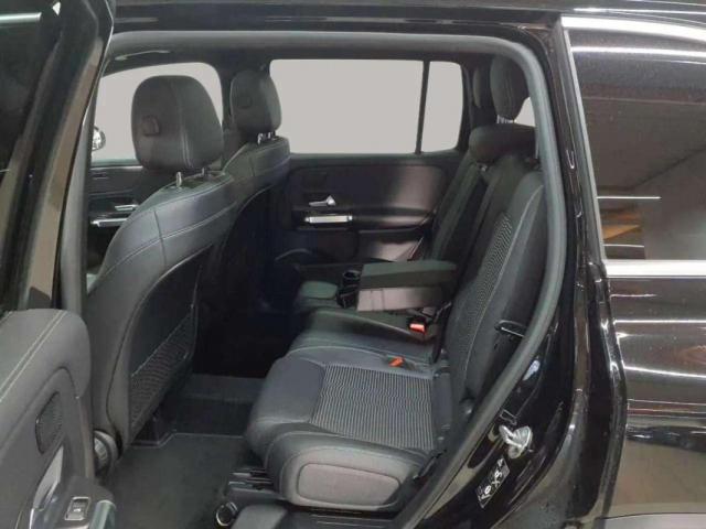 Mercedes Benz Glb image 3
