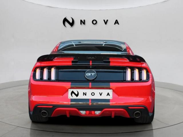 Ford Mustang image 1