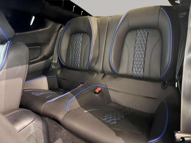 Ford Mustang image 9
