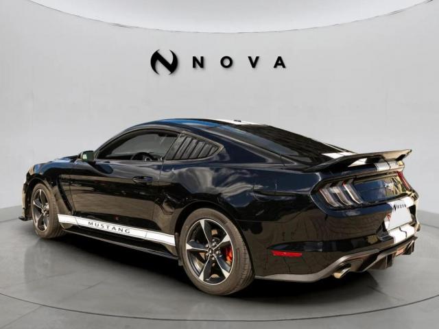 Ford Mustang image 6