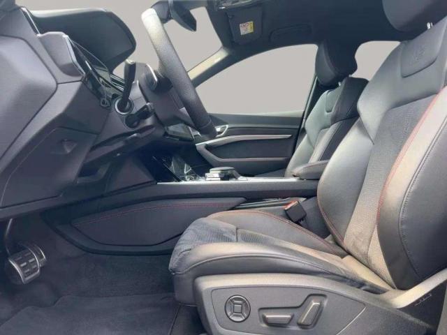 Audi Q8 image 5