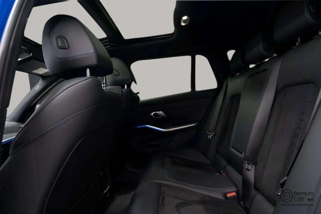 Bmw 320d Touring image 1