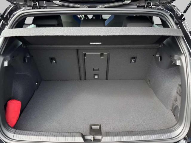 Volkswagen Golf image 2