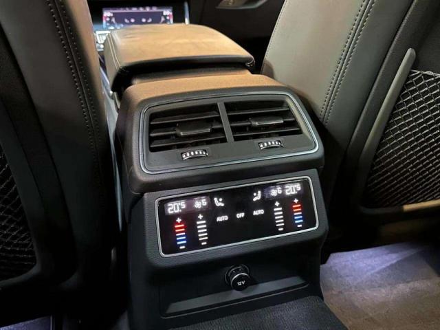 Audi A6 image 8