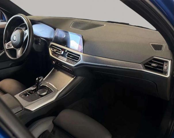 Bmw 320d Touring image 6