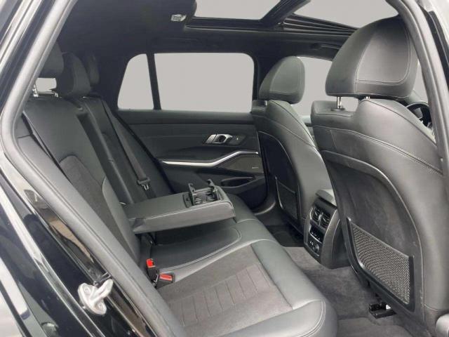 Bmw 320d Touring image 1
