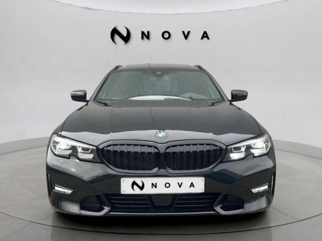 Bmw 320d Touring image 4