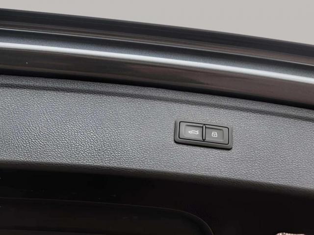 Audi Q5 image 8
