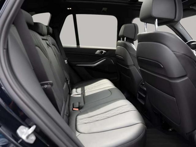 Bmw X5 image 2