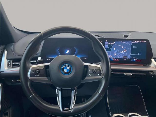 Bmw Ix1 image 6