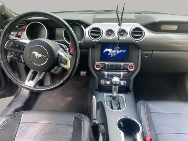Ford Mustang image 3