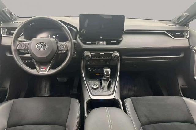 Toyota Rav4 image 6