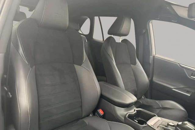 Toyota Rav4 image 9
