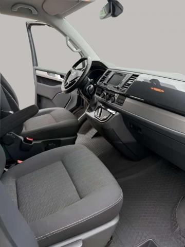 Volkswagen Multivan image 1