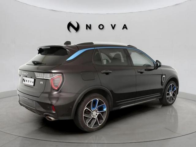 Lynk & Co 01 image 1