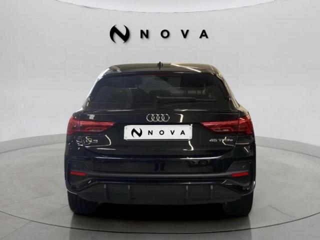 Audi Q3 image 8