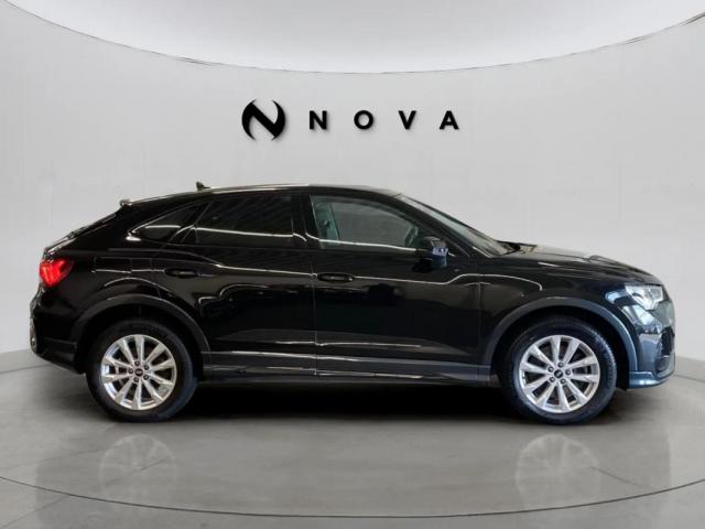 Audi Q3 image 1