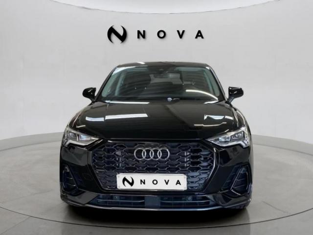 Audi Q3 image 9