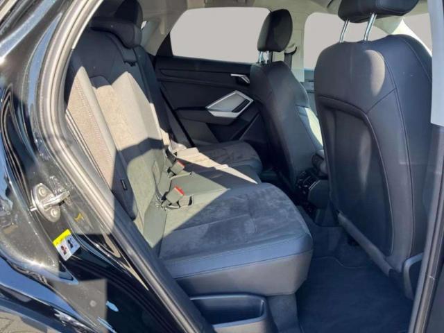 Audi Q3 image 8