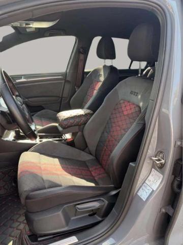 Volkswagen Golf image 4