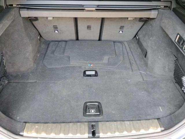 Bmw 320 image 2