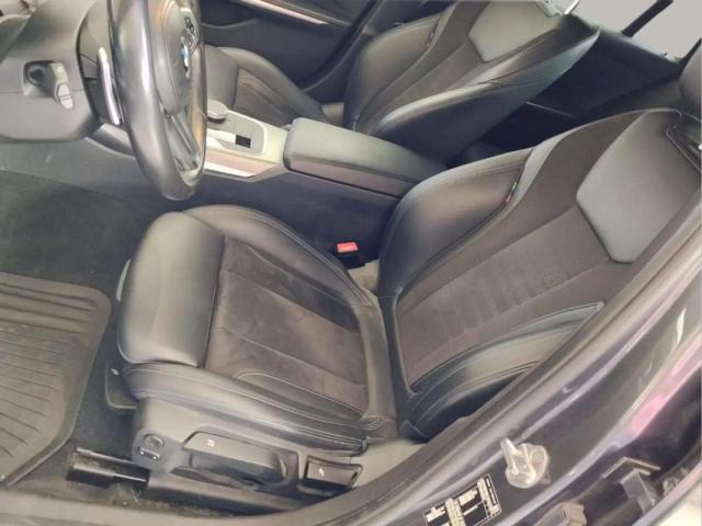 Bmw 320 image 6