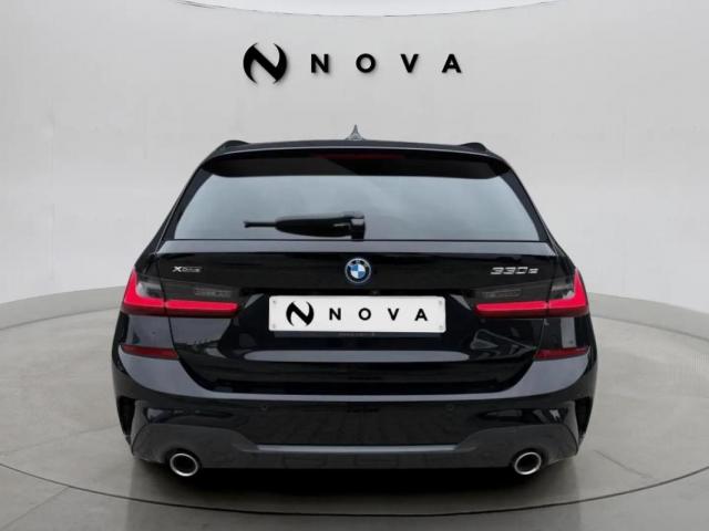Bmw 330e image 9