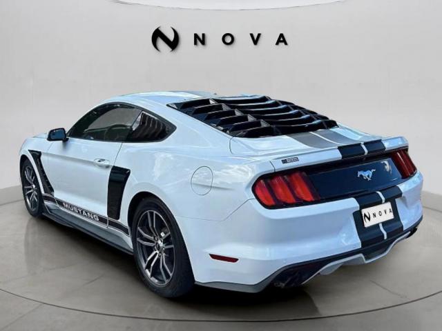 Ford Mustang image 7