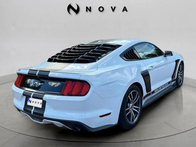 Ford Mustang image 2