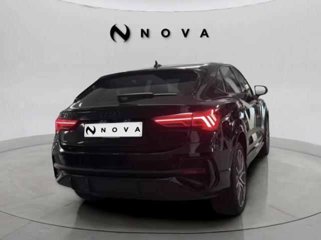 Audi Q3 image 9