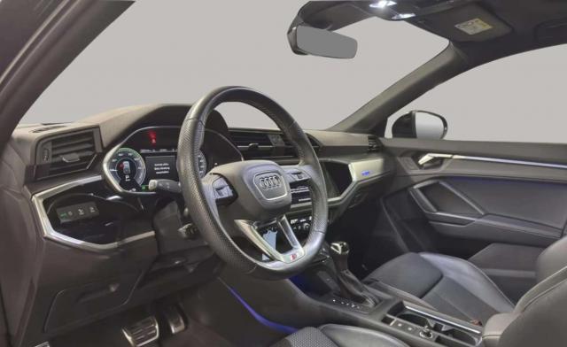Audi Q3 image 4